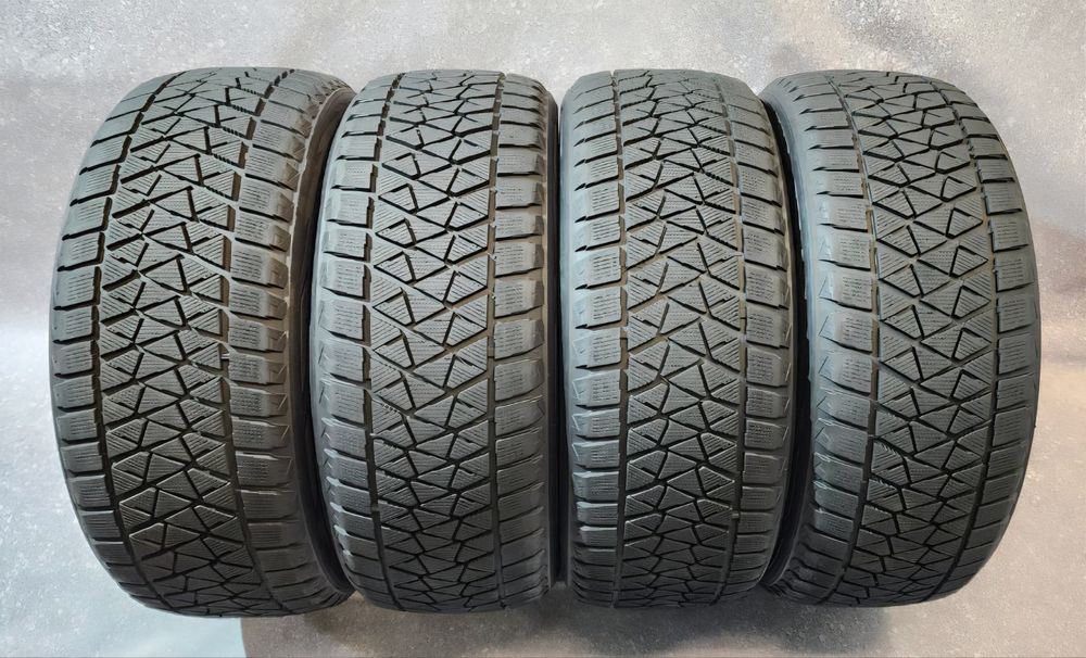 255.50.20 Bridgestone Blizzak DM-V2 4шт