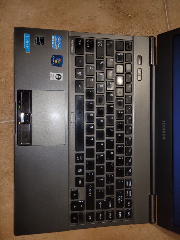 Toshiba Portégé Z930 i5 de 3th gen