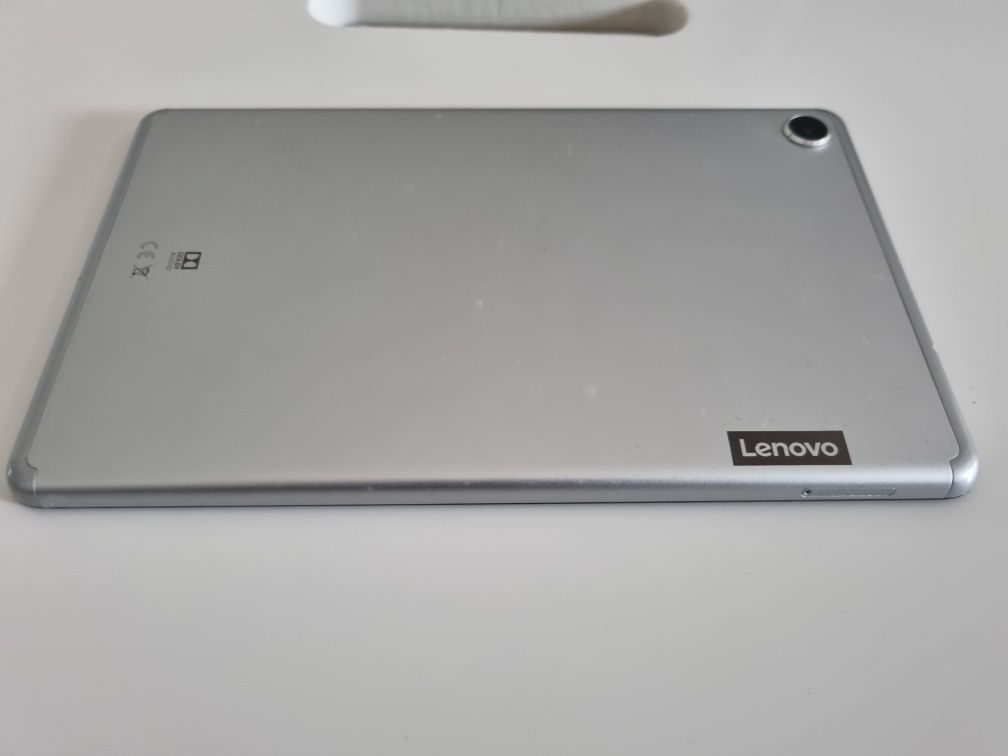 Tablet Lenovo M8