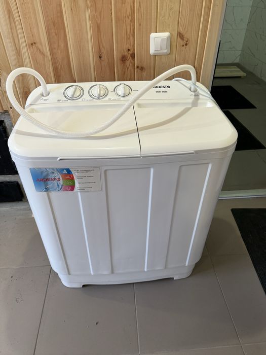 Стіральна машинка