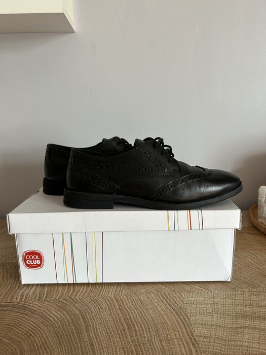 Buty r. 36 skórzane eleganckie czarne do Komunii Smyk