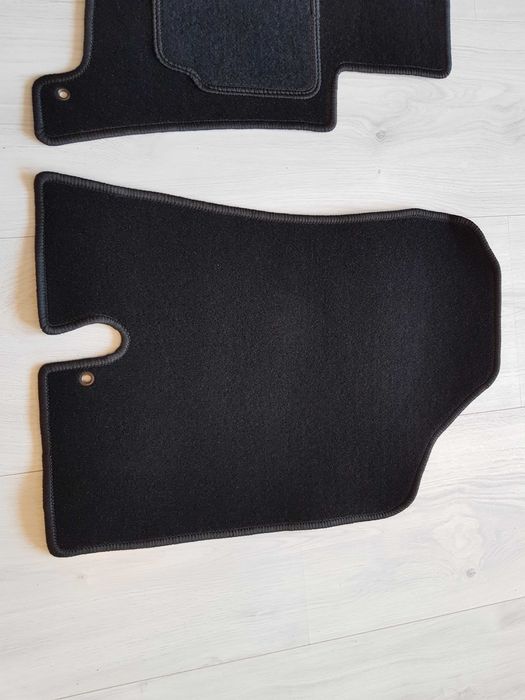 Dywaniki Welurowe HYUNDAI I30 07-12 Idealnie Dopasowane STOPERY