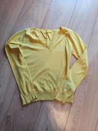 Sweterek lekki żółty