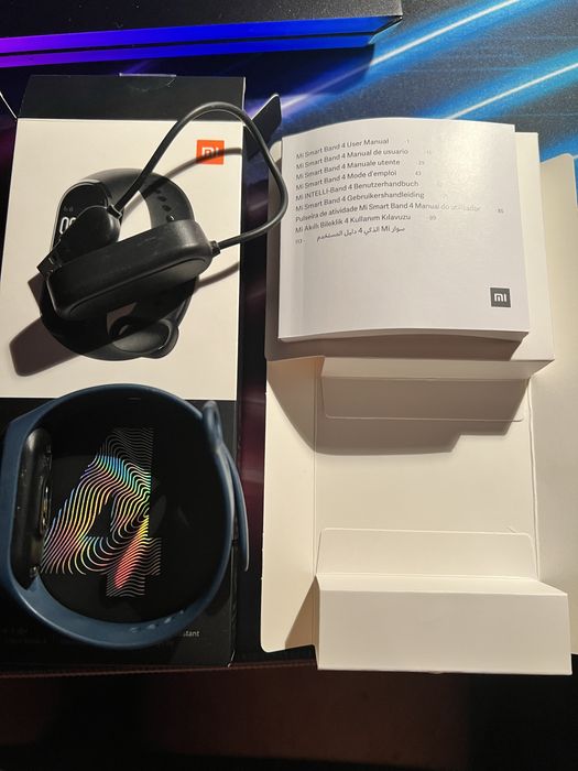Фитнес-браслет Mi Smart Band 4