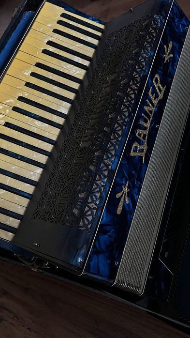 Аккордеон Rauner