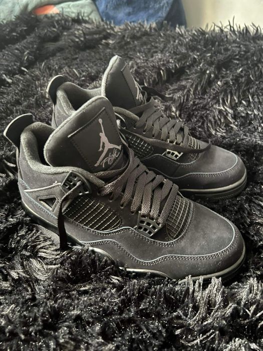 Jordan 4 Black cat