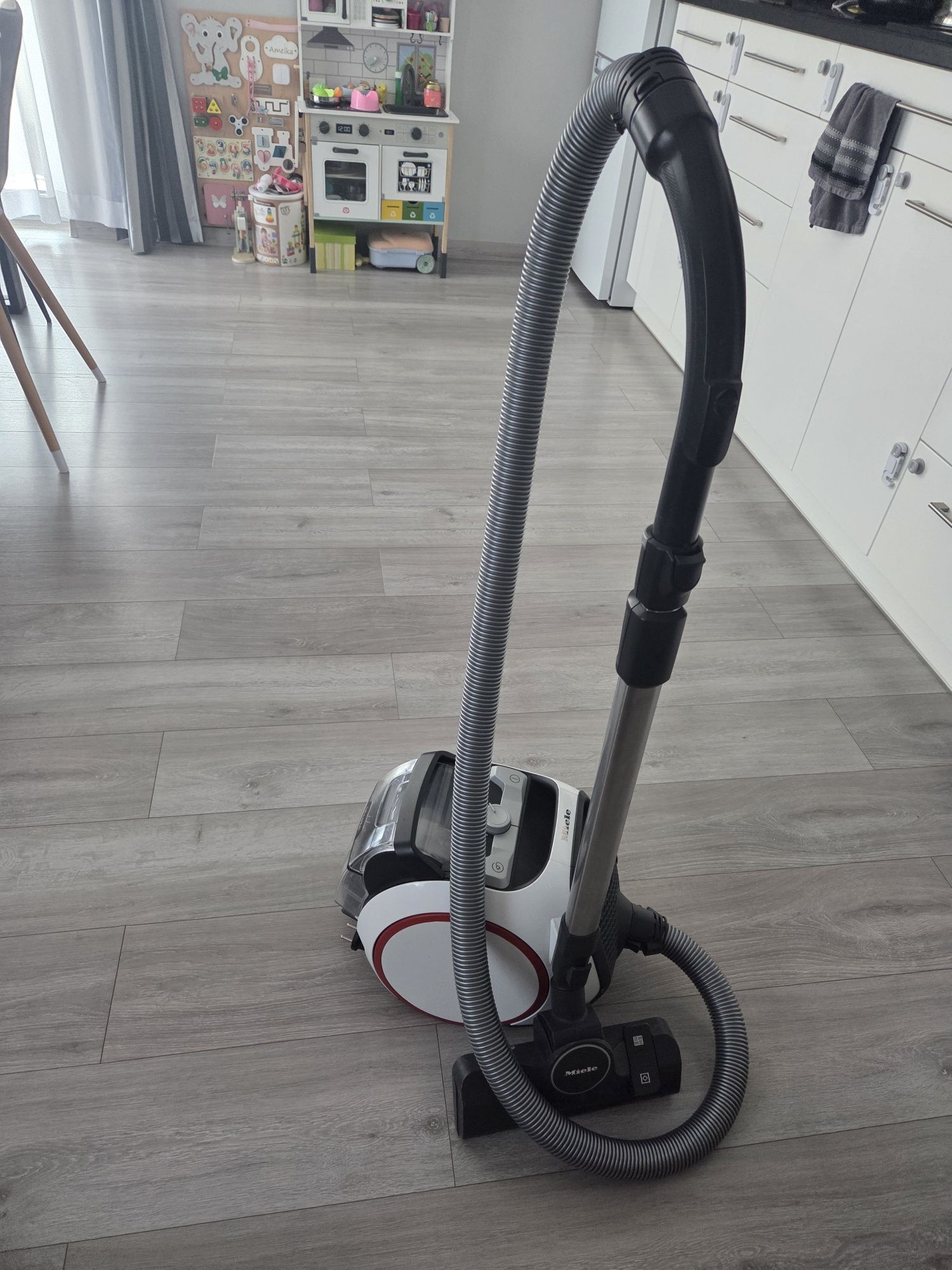 Odkurzacz MIELE cx1 bezworkowy  dla wymagających jakości