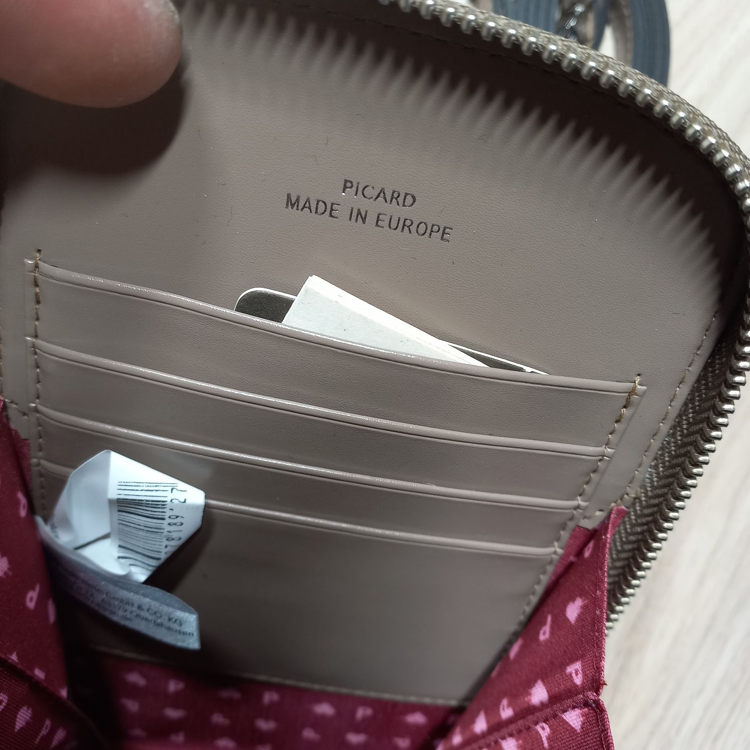 Etui na telefon i karty