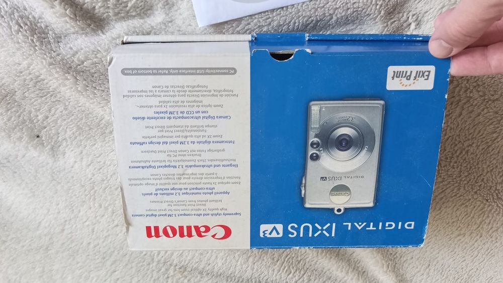 Оригінальний японський  фотоапарат Canon  Ixus V3 (3.2 mp)