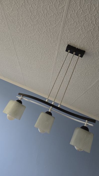 Dwie lampy wiszące