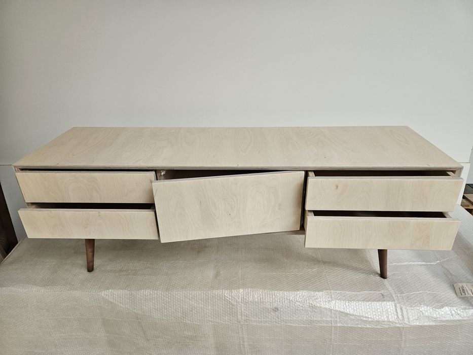 Szafka RTV „Mid Century Praga” – autorski handmade, styl lat 60