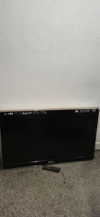 Telewizor philips 42 cale z ambilght  i pilotem