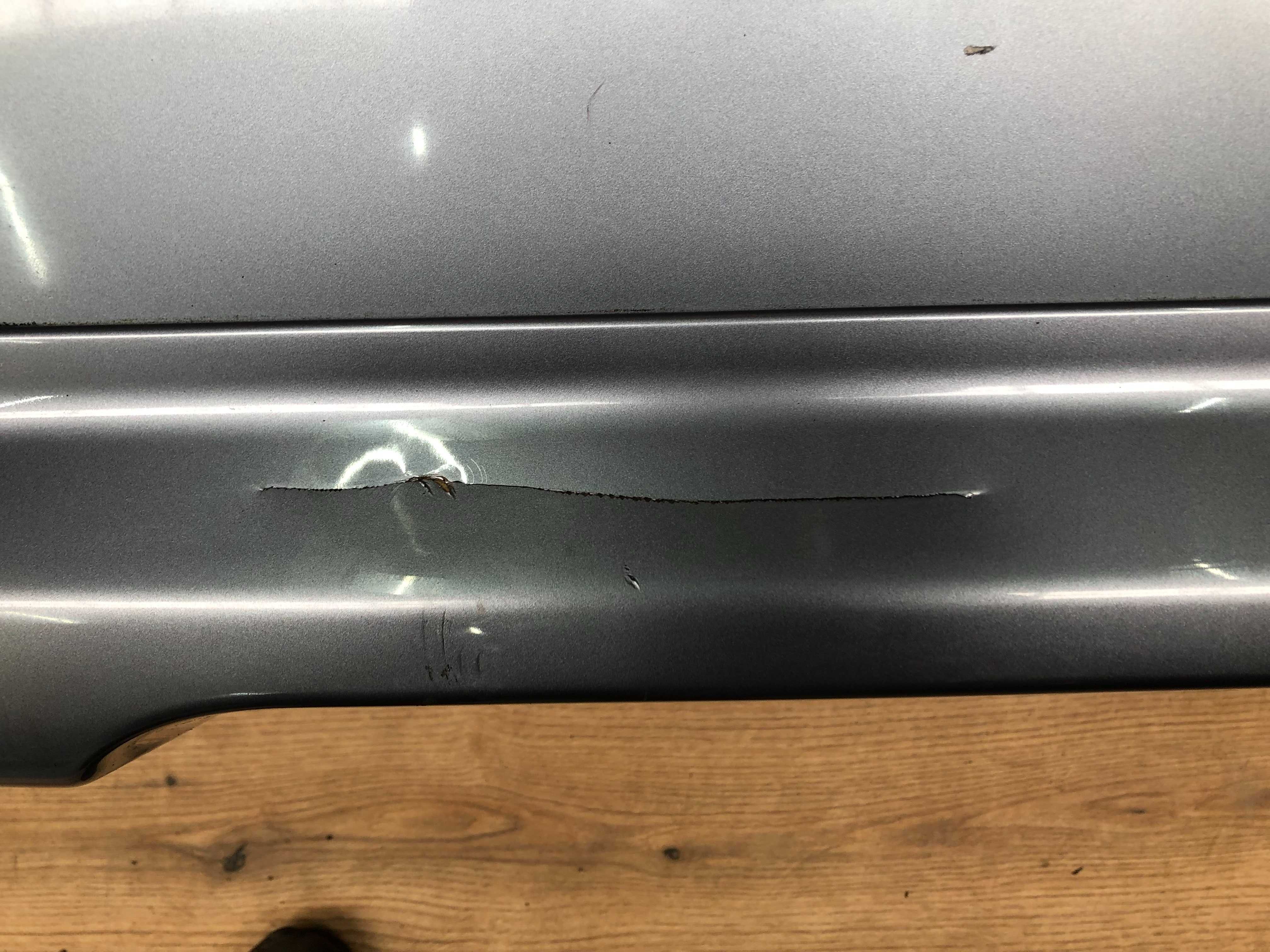 Zderzak tylny Opel Zafira B 4x pdc kolor z163