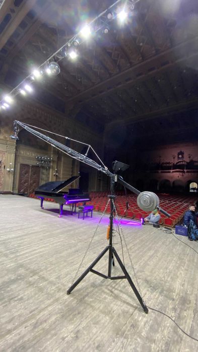 Аренда операторского крана с  оператором и камерой.