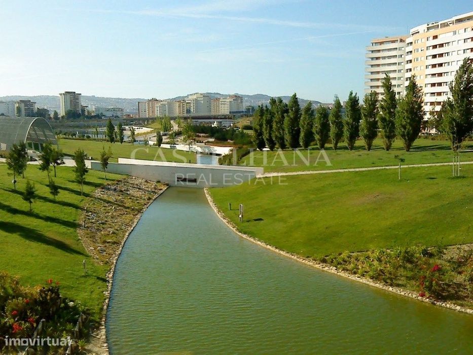 Lote de terreno para construção com 2240 m2 acima do solo