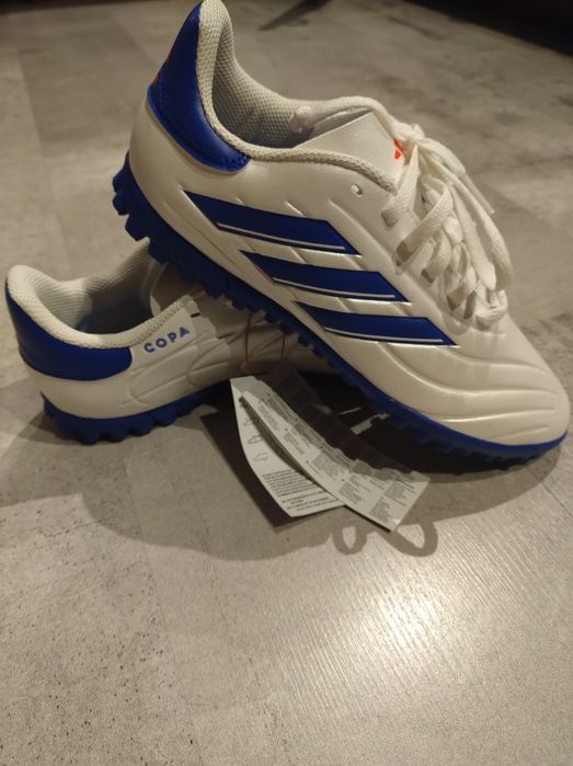 Buty turfy halówki Adidas Copa Puree 2 Club TF J. 38