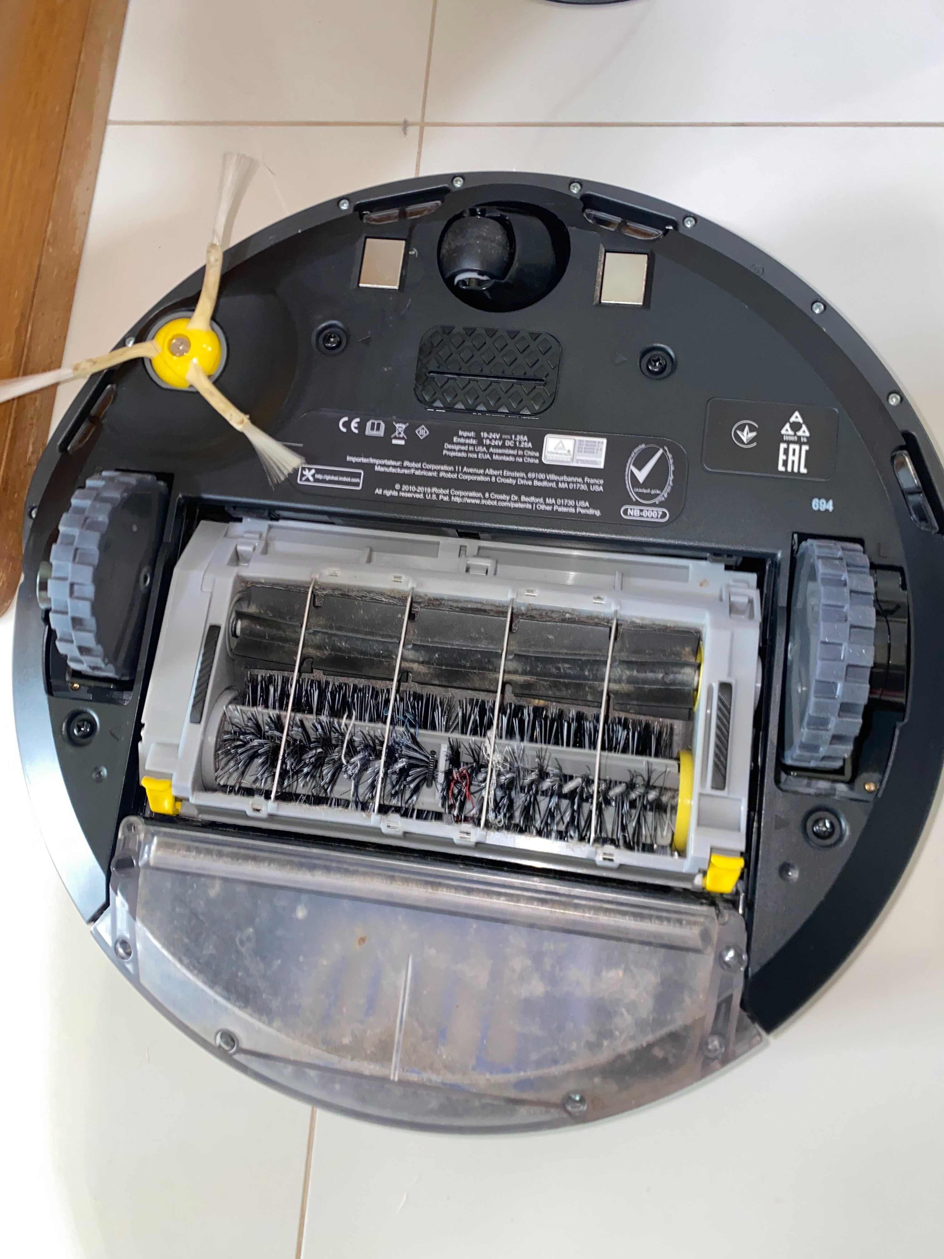 Aspirador IRobot Roomba 694