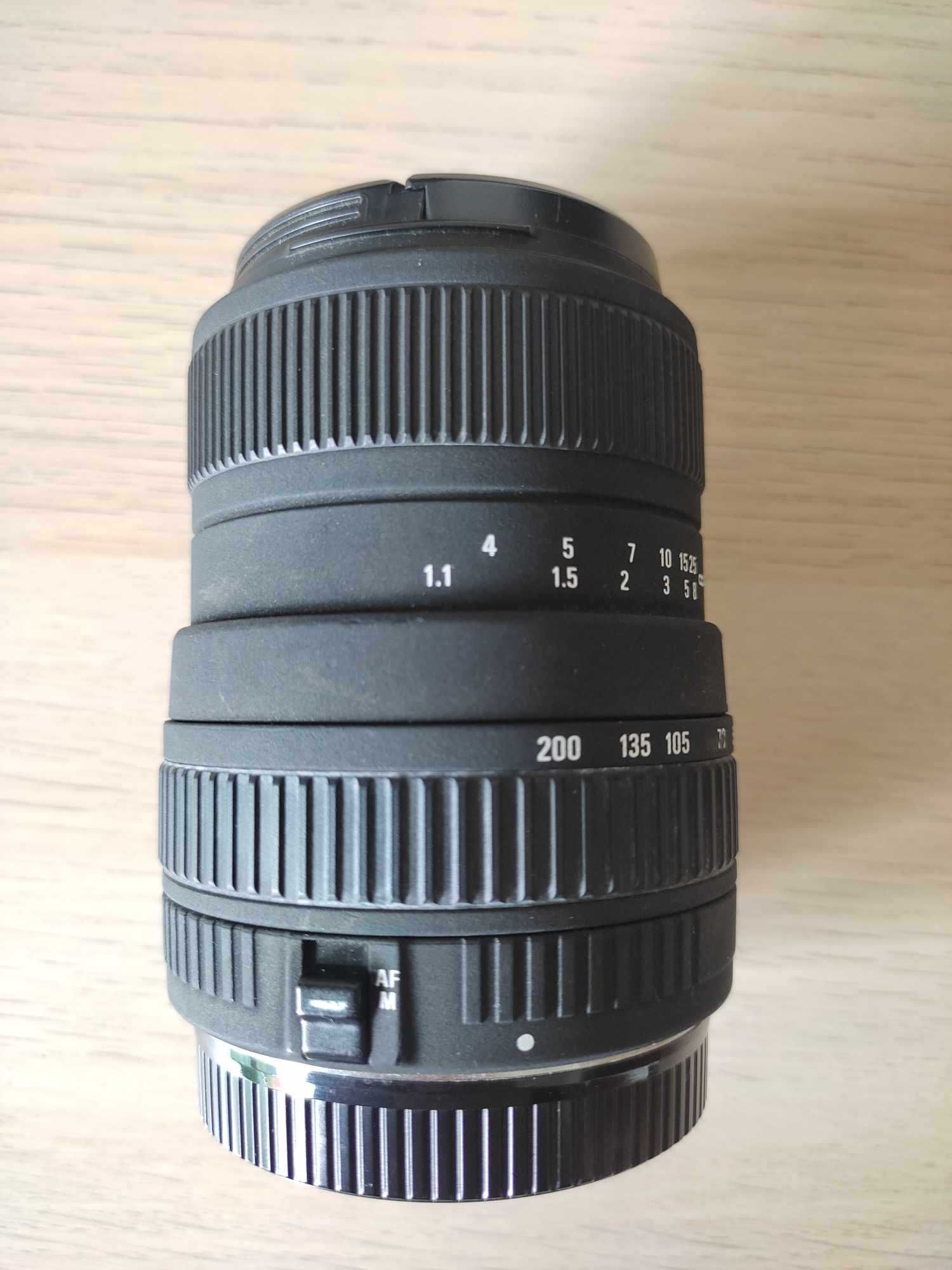 Sigma 55-200mm f/4-5.6 DC (Canon)