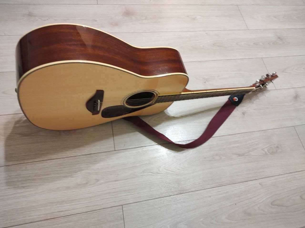 Гітара Yamaha FG-720S