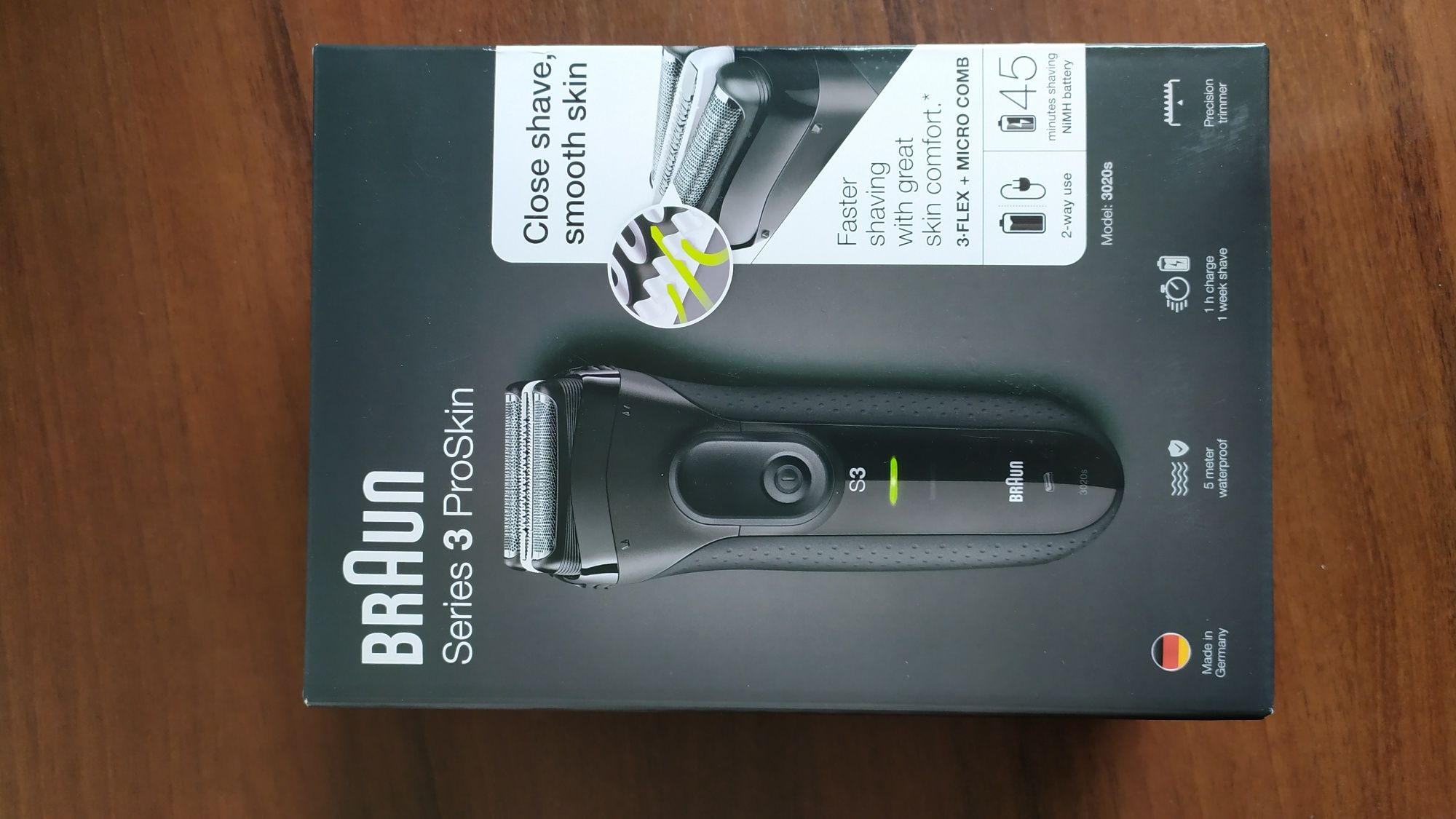 Електробритва Braun Series 3 3020
