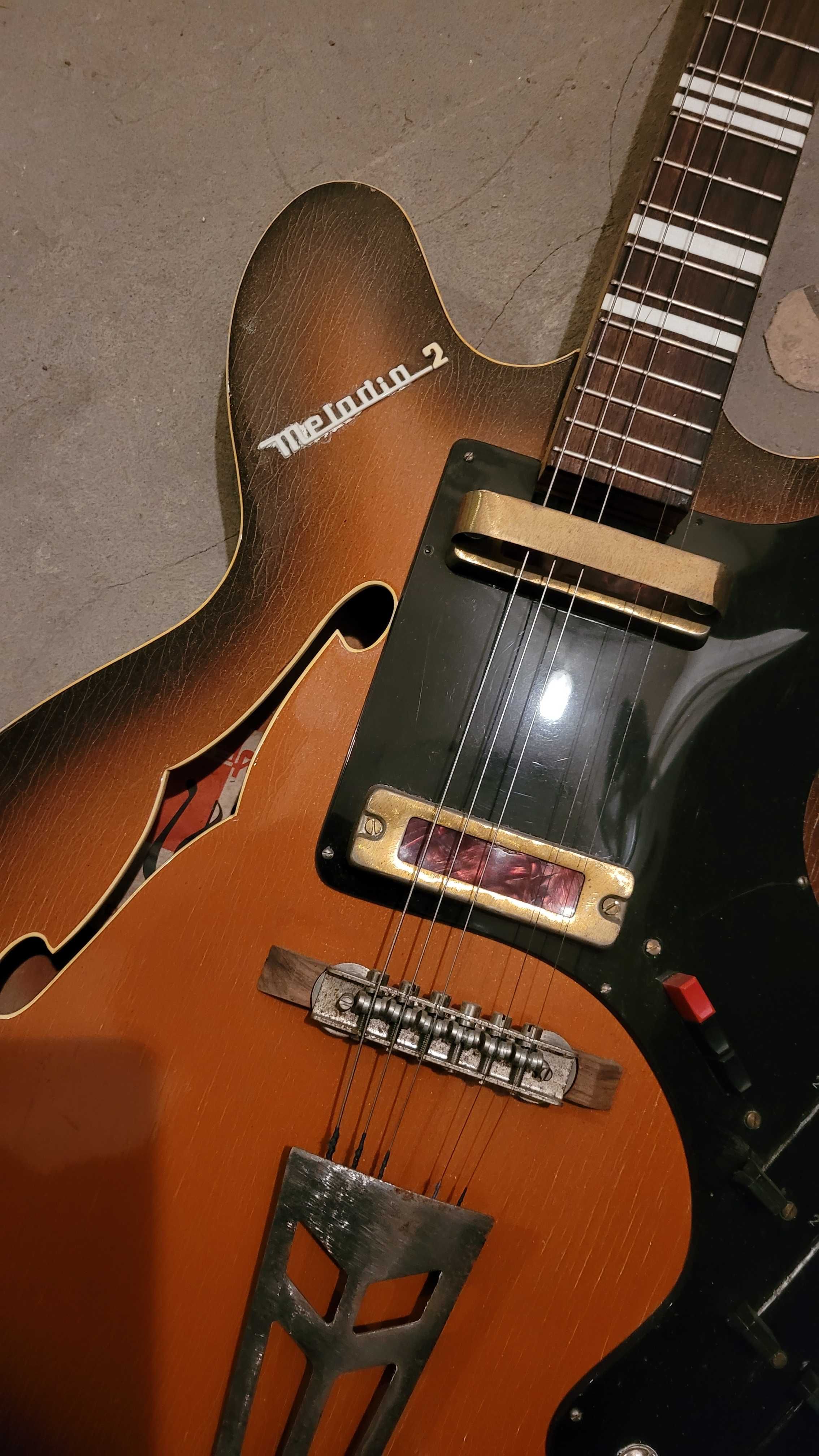 Gitara elektryczna Melodia 2 - 50 letnia