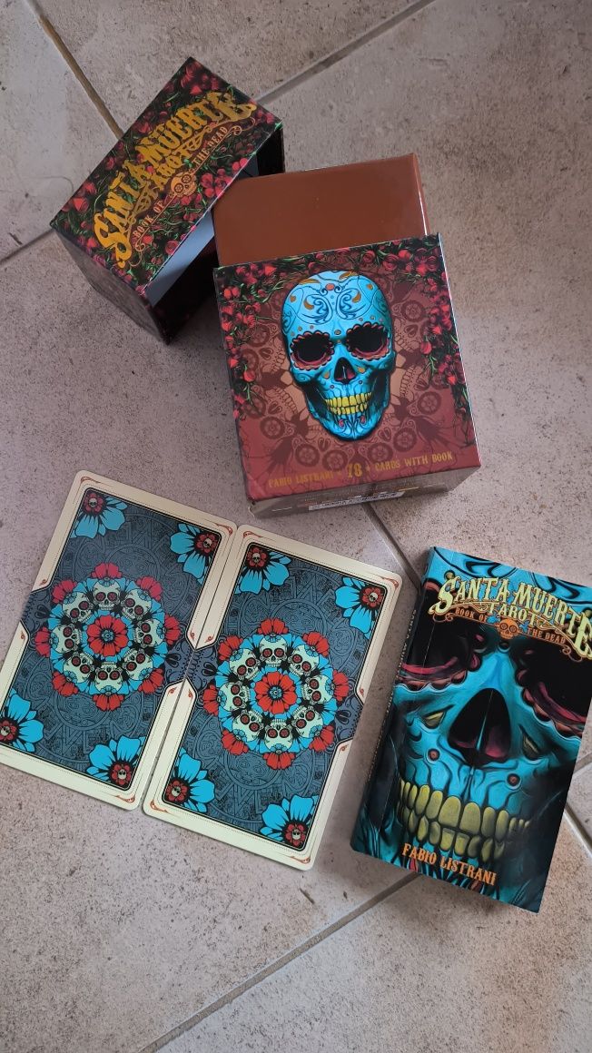 Таро SANTA MUERTE.  Новые. Оригинал  Lo Scarabeo (Италия)