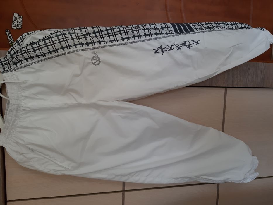 Dres damski M S slim Victory biały bluza kurtka spodnie jak nike Reebo