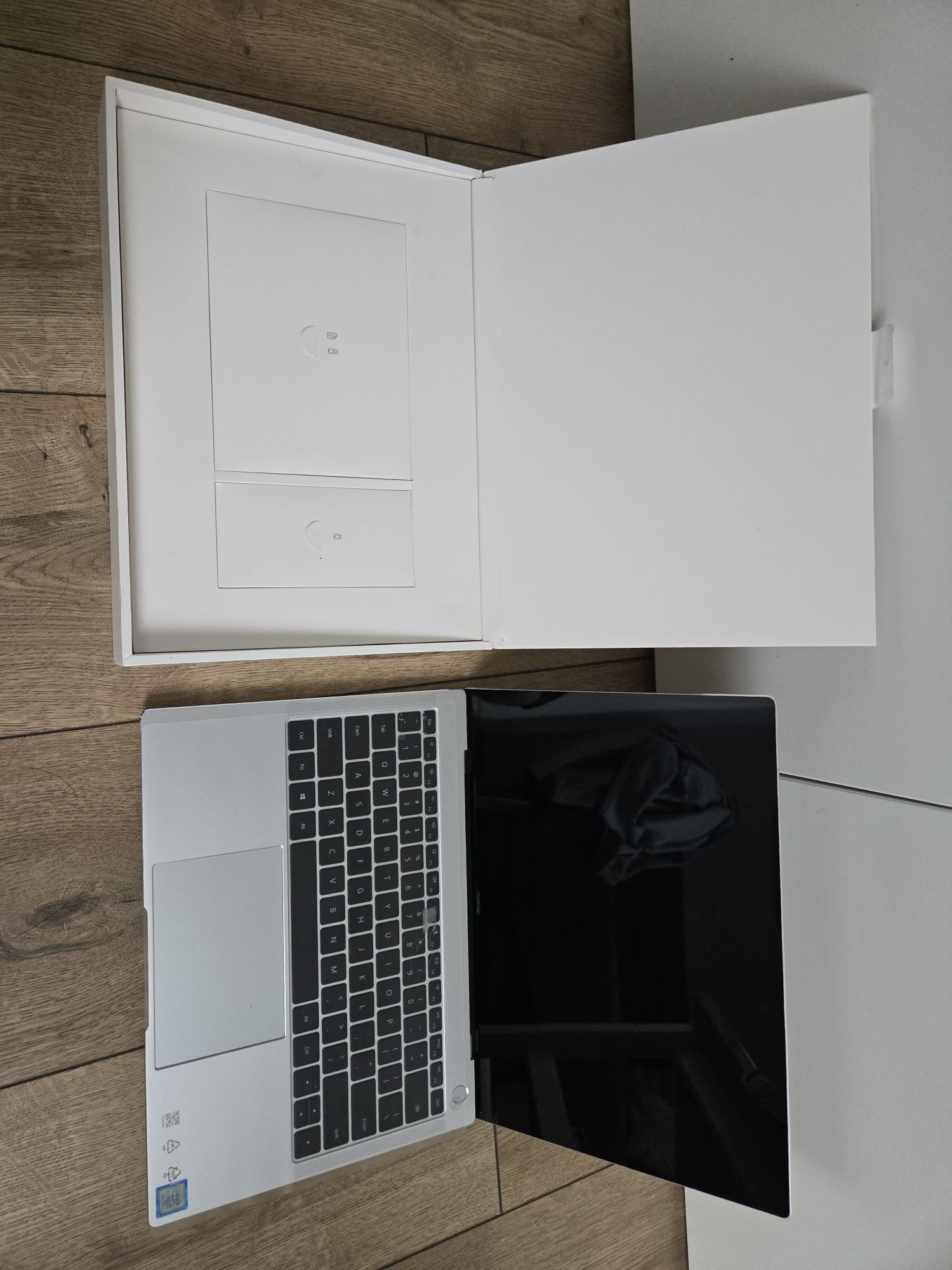 Świetny Huawei MateBook X Pro dotyk Idealny Komplet