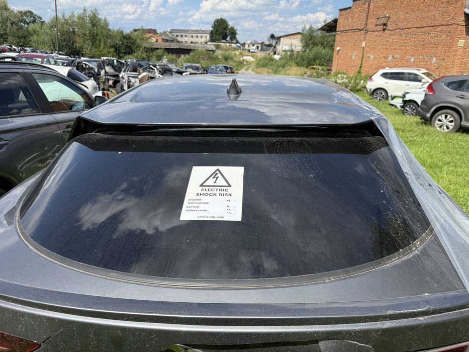 Скло стікло кришки багажника ляди Jaguar I-Pace 18