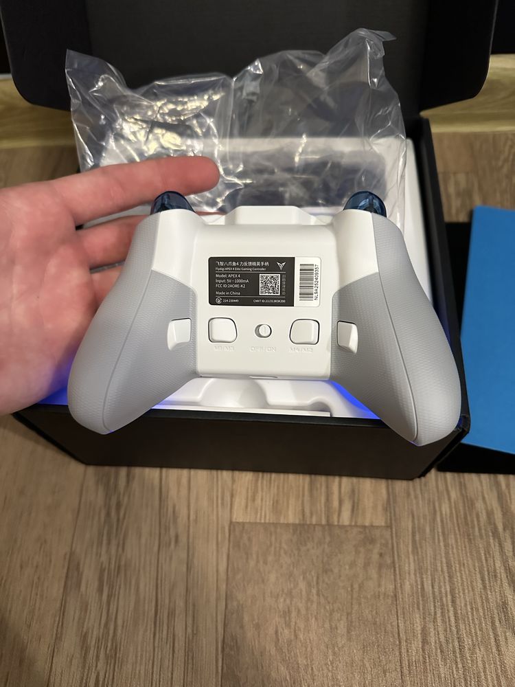 Геймпад Flydigi Apex 4 Новий!