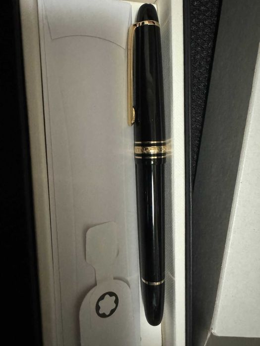 Pióro wieczne Montblanc pokryte złotem czarny