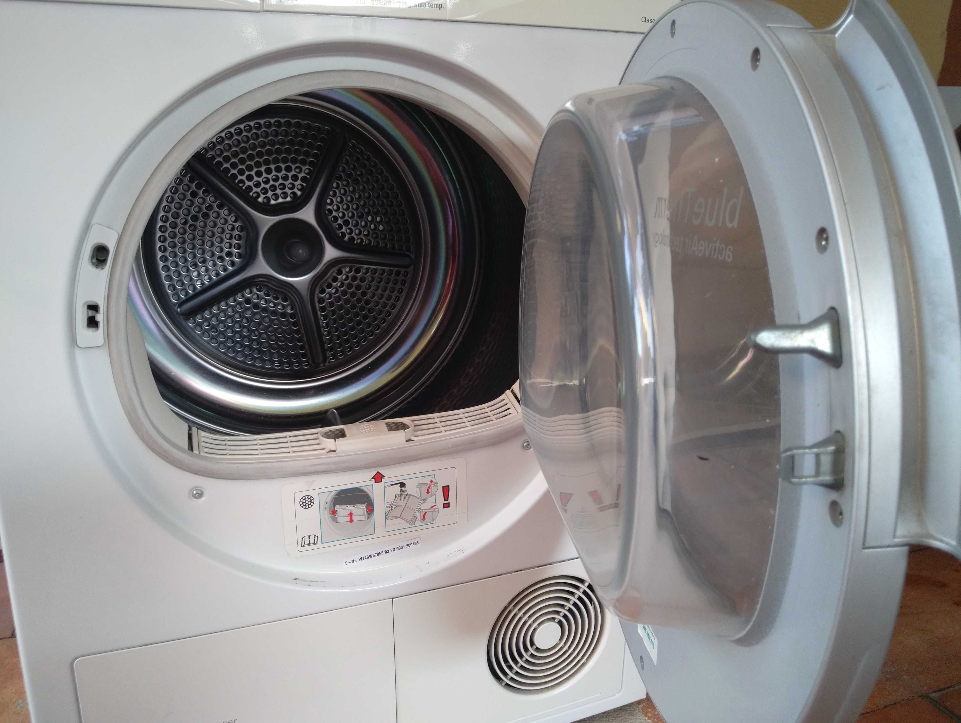 Secadora Siemens WT46W570EE