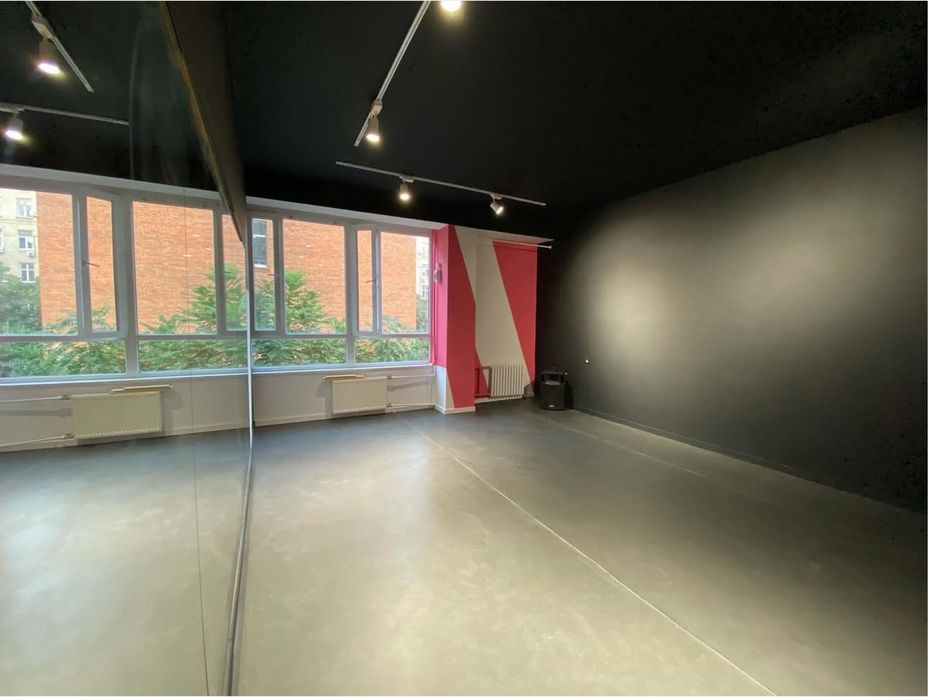 Оренда танцювального залу