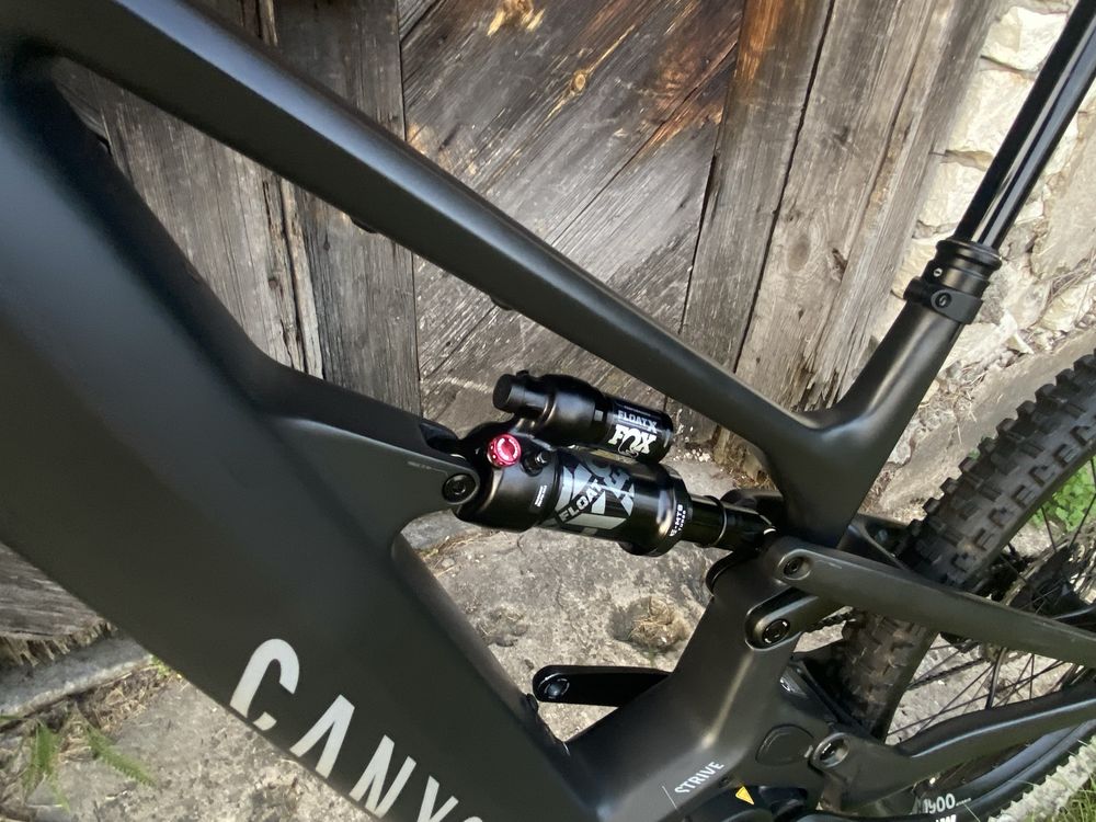 Canyon Strive On CFR [tylko 250 Km] Rama M 2024