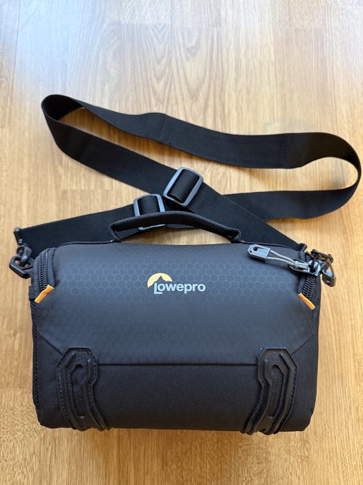 Сумка для фотокамери Lowepro Adventura SH 140 III