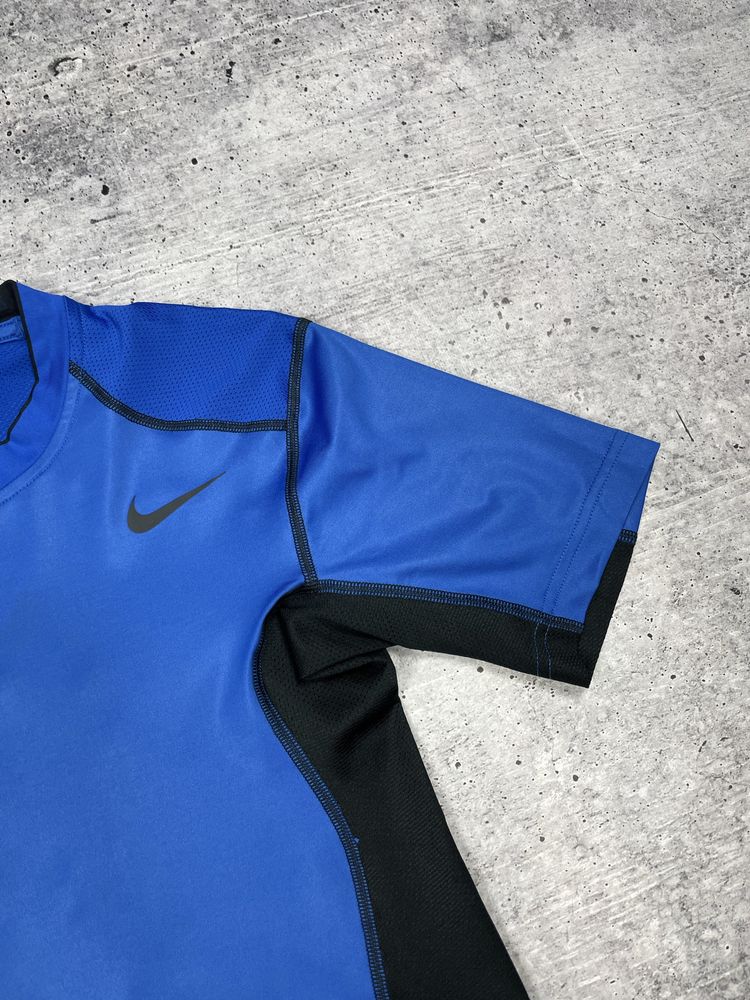 Спортивная футболка компрессионка термуха Nike Pro Combat Dri-Fit