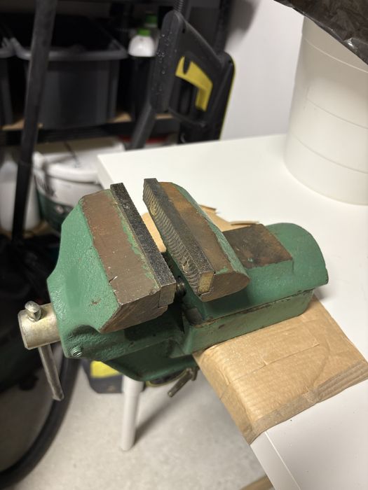 Imadło stołowe warsztatowe - Polska produkcja