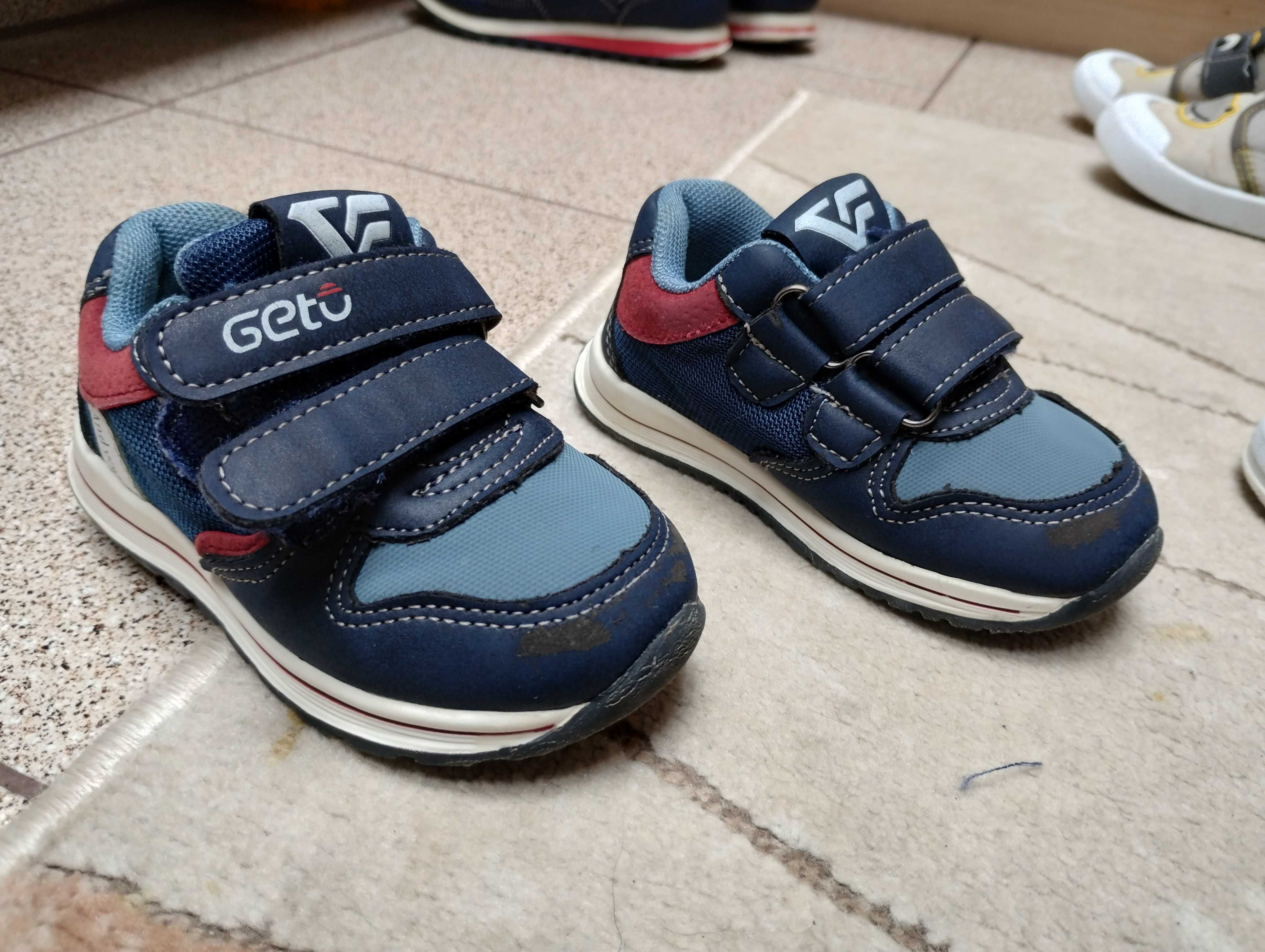adidasy dziecięce rozmiar 21 plus gratis trampki KRK WIELICZKA INPOST