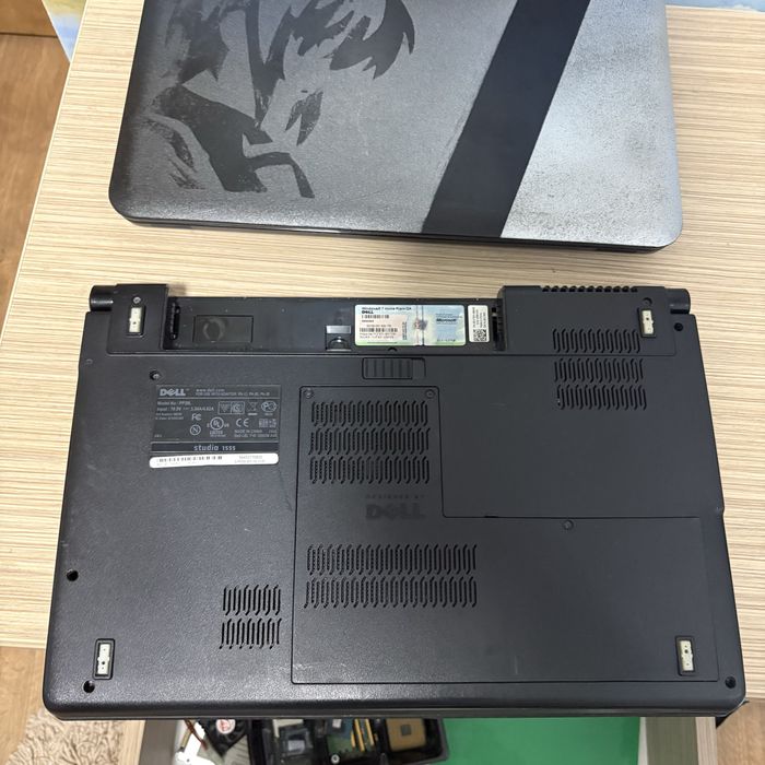 ЛОТ,Ноутбуки на запчасти 1 рабочий 1 нет