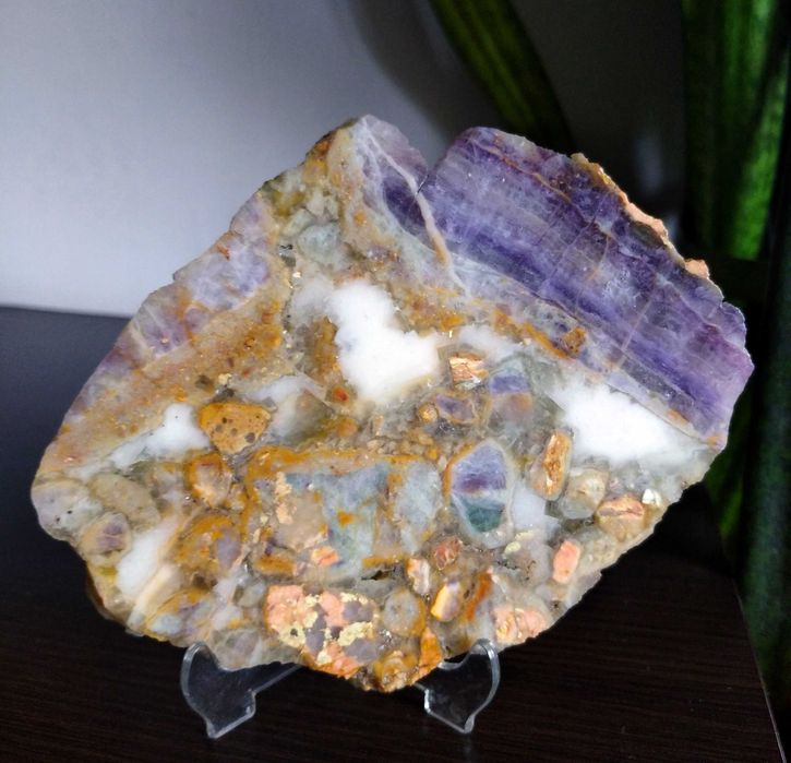 Флюорит полихромный большой полированный срез в коллекцию интерьер