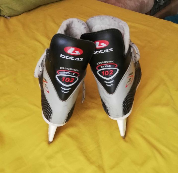 łyżwy hokejowe 37 Botas 102 czeskie 24cm erhonomiczne
