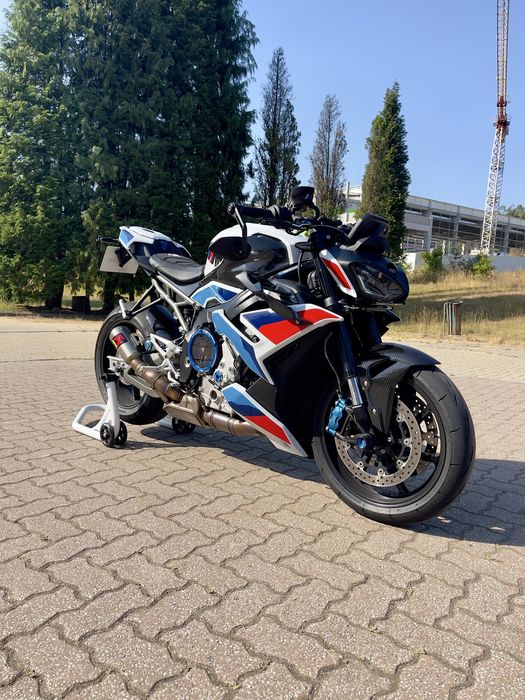 BMW M1000R 04/2025