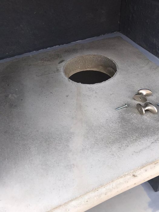 Wędzarnia betonowa z grillem dużym blatem kompletny zestaw