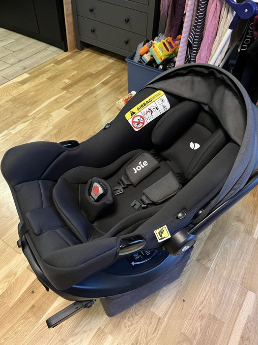 Fotelik samochodowy Joie I Snug 2 z bazą obrotową