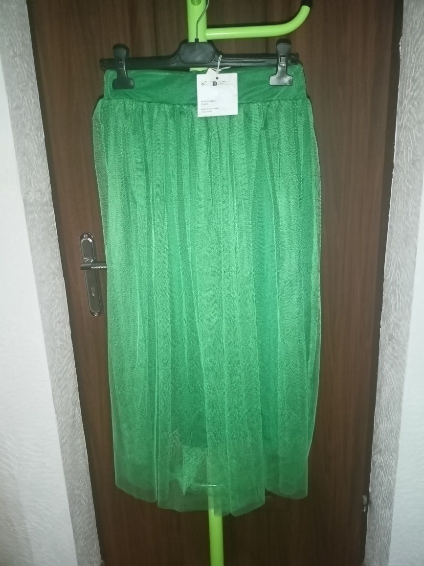 Spódnica tiulowa nowa, zielona, rozmiar uniwersalny