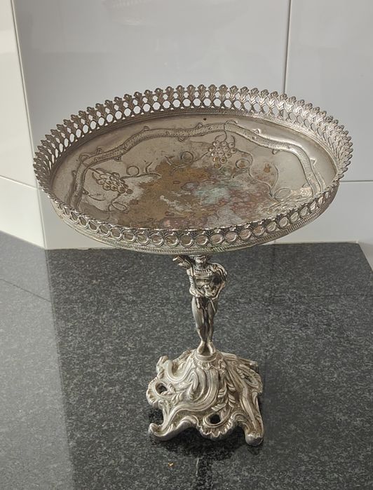 Fruteiro em casquinha de prata