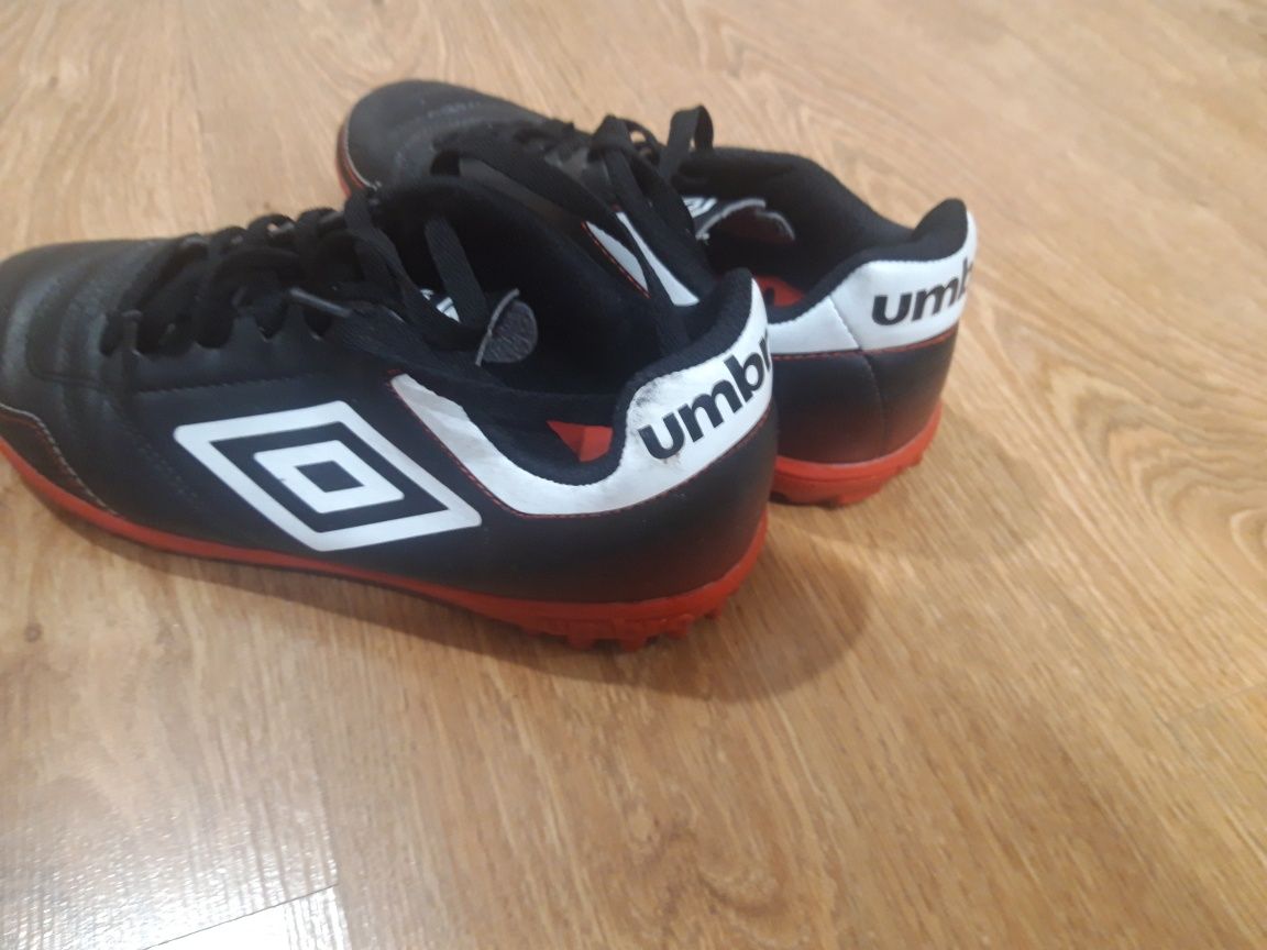 Buty halówki Umbro