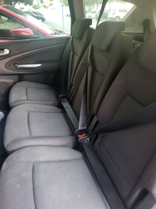 Vende-se Carrinha Ford S-Max