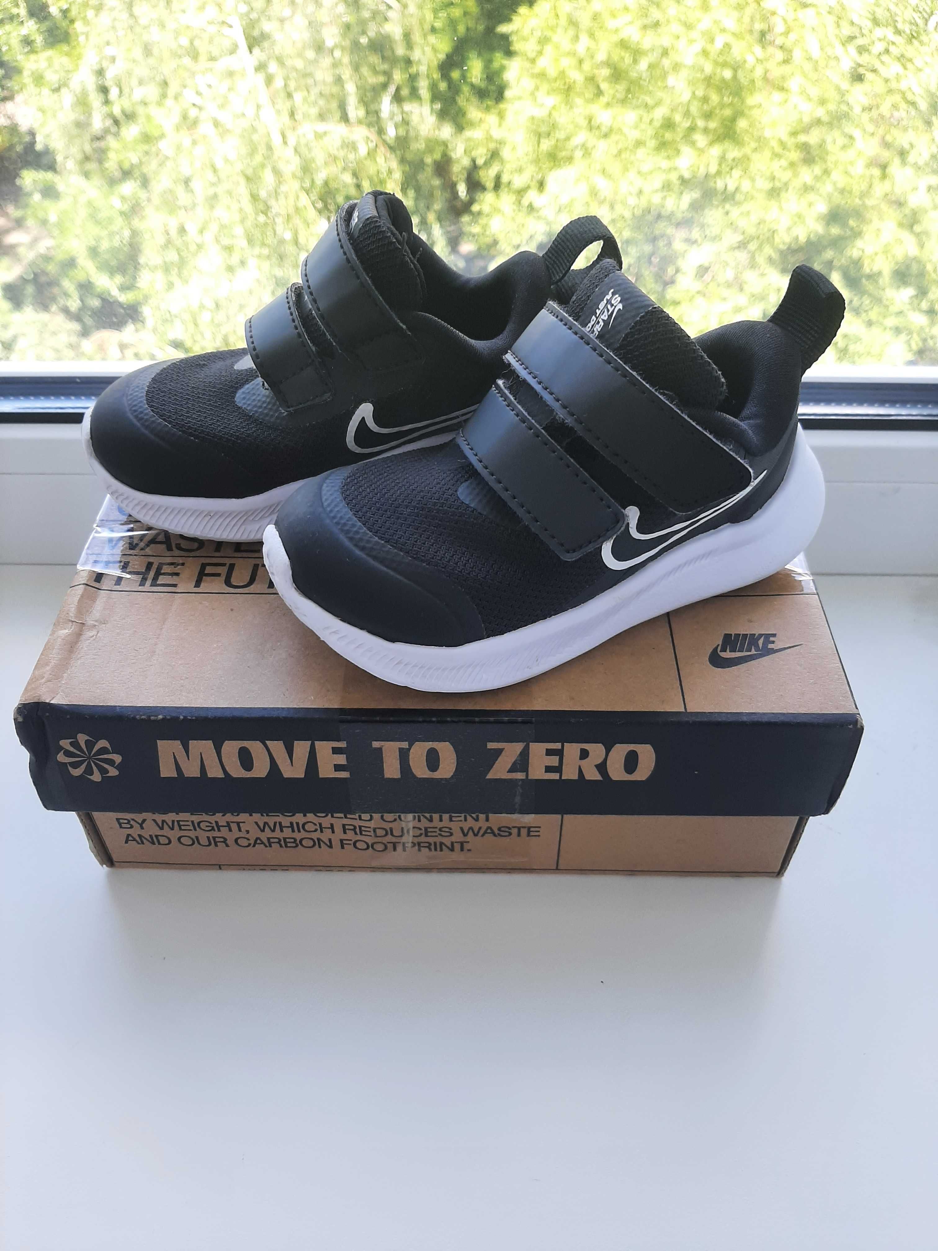 Оригінальні дитячі кросівки Nike