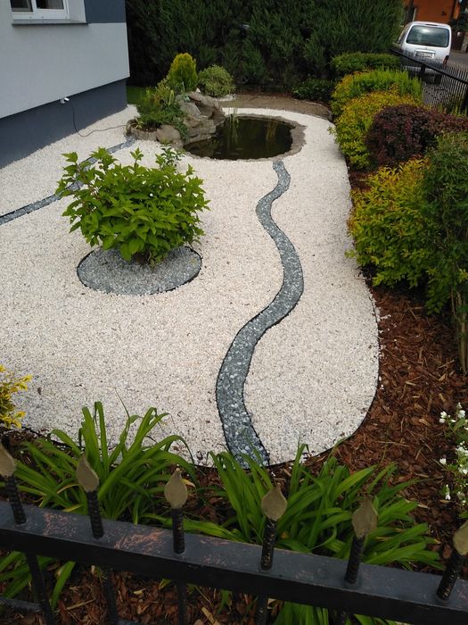 Biała marianna ozdobny biały kamień